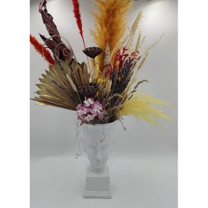 Αποξηραμένα Άνθη σε Άγαλμα - Image 1